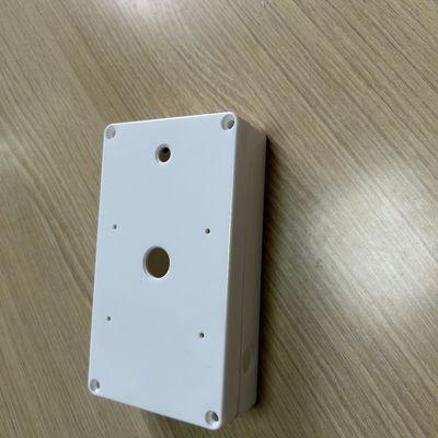 UV Stabilizeli Dış Mekan Hava Koşullarına Dayanıklı Beyaz Plastik Polikarbonat Elektronik Muhafazaları